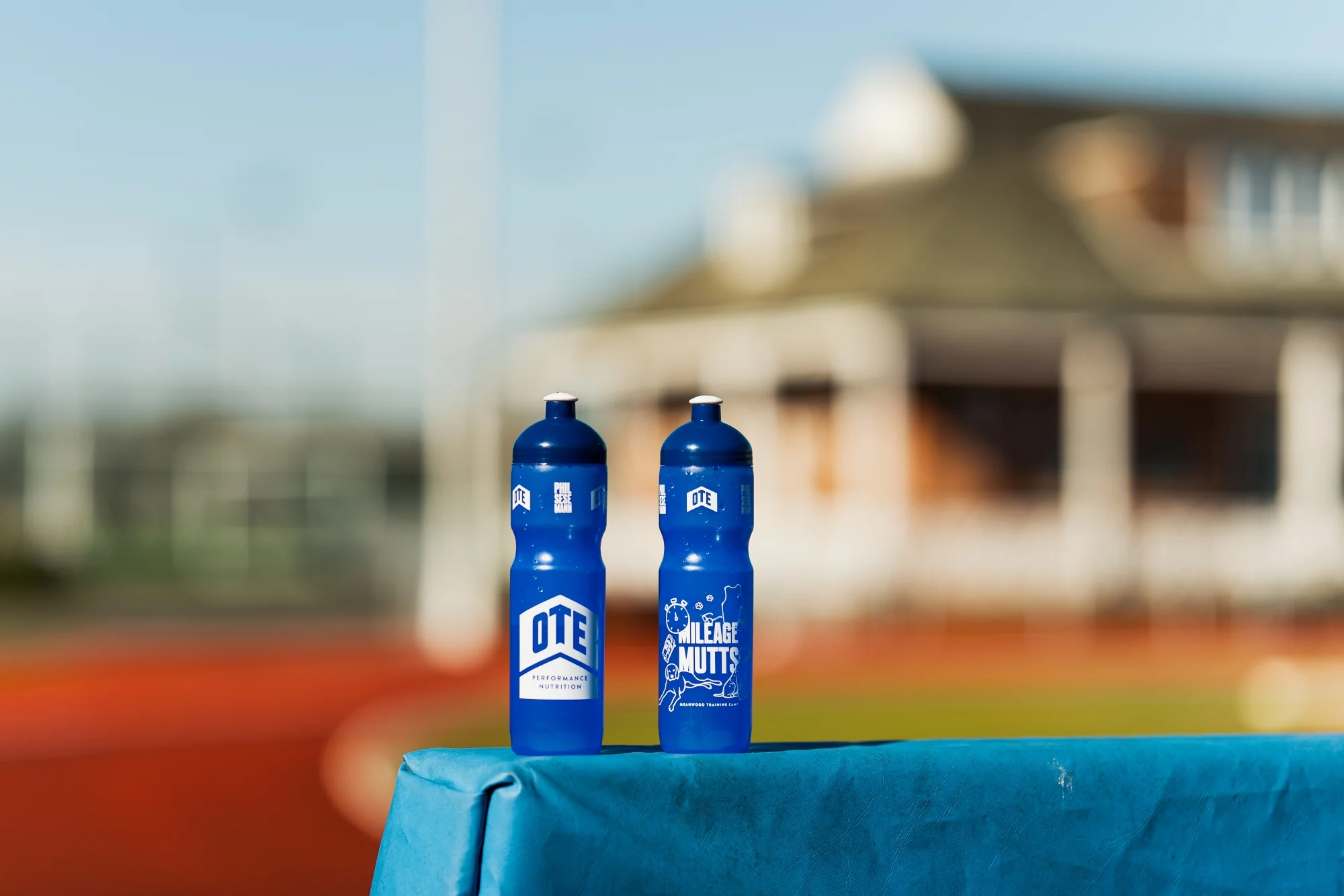 OTE x Phil Sesemann Running Bottle 400ml - Image 3