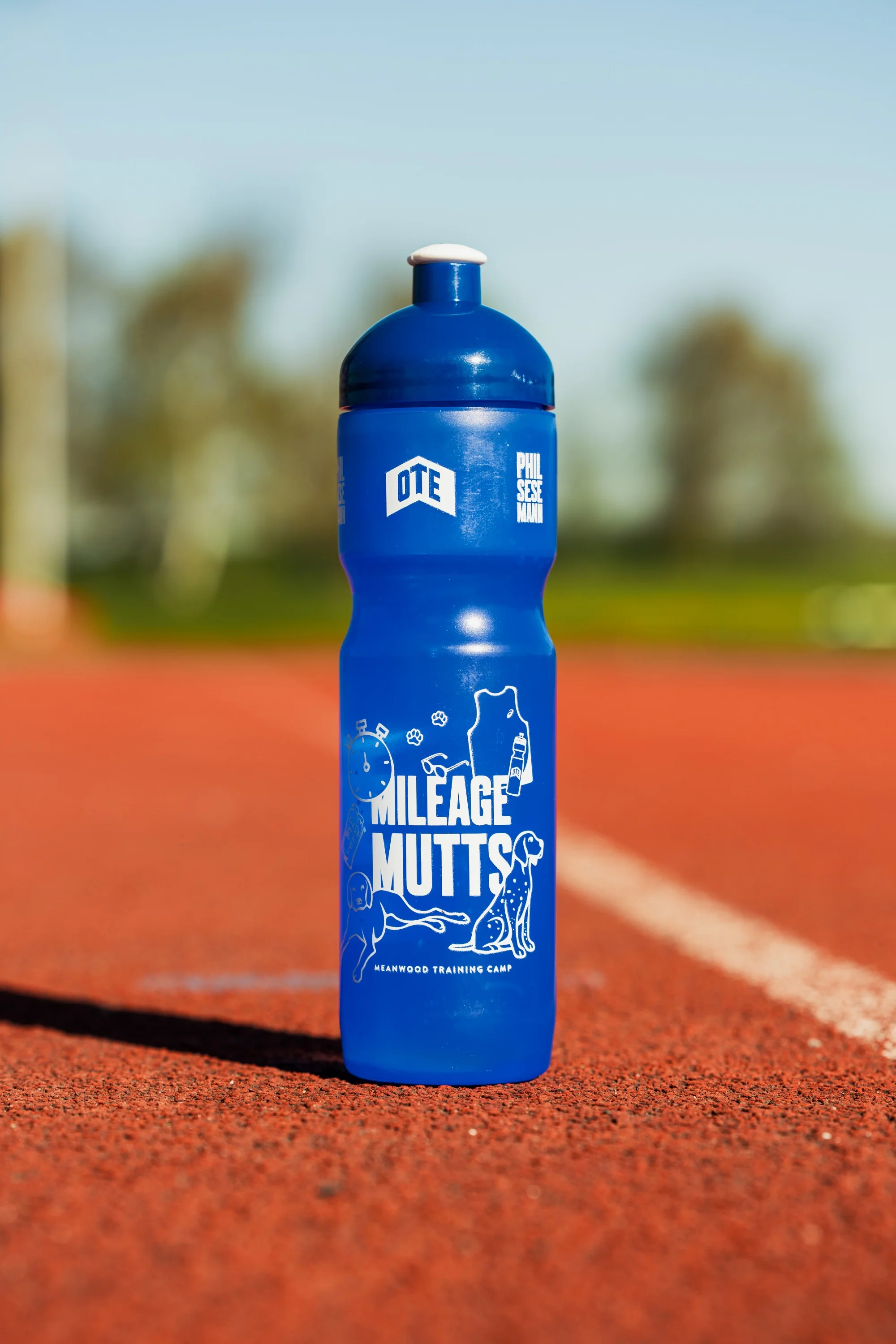 OTE x Phil Sesemann Running Bottle 400ml - Image 6