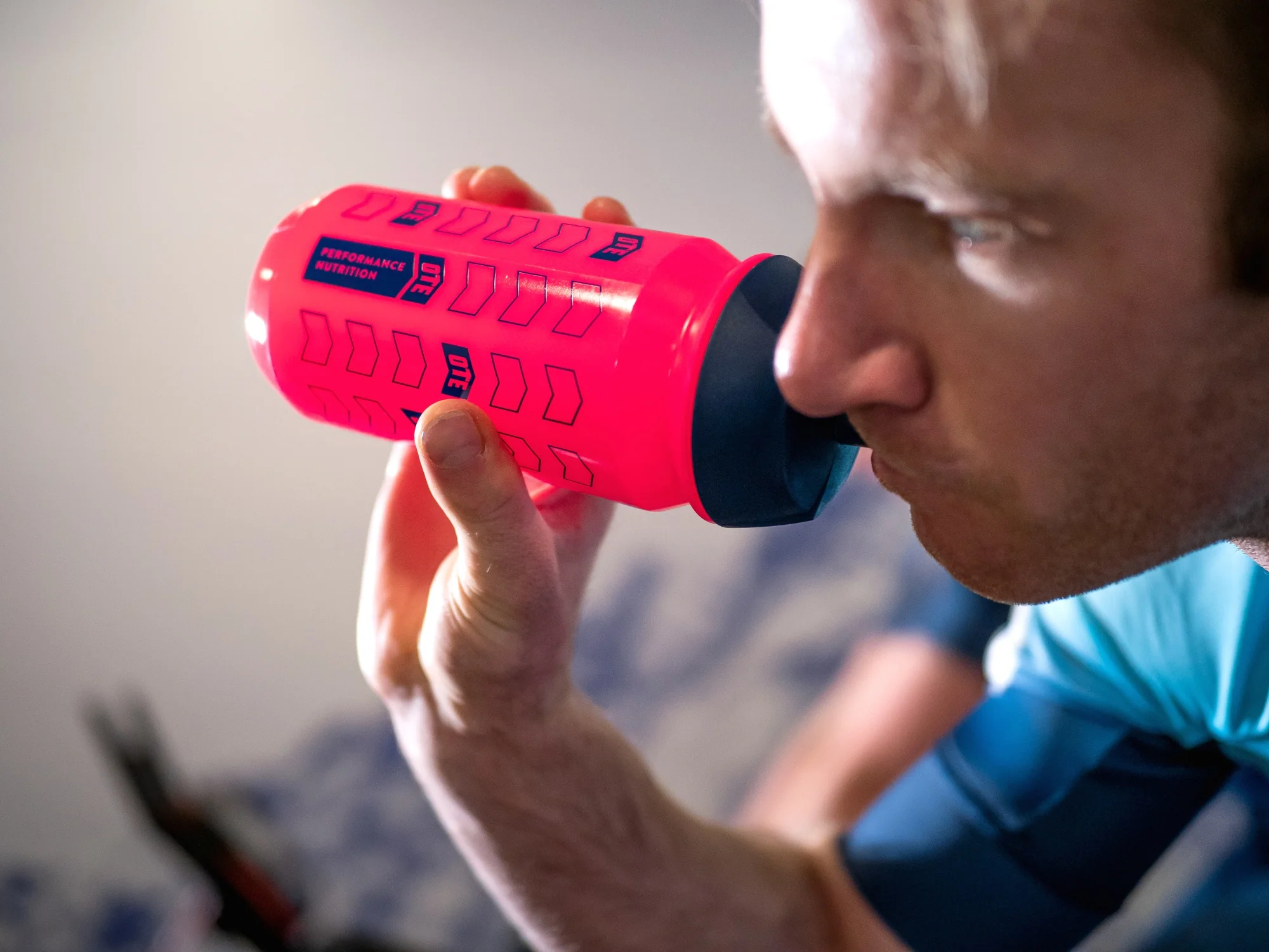 Pink Fluro Hup Hup Drinks Bottle 500ml - Image 3