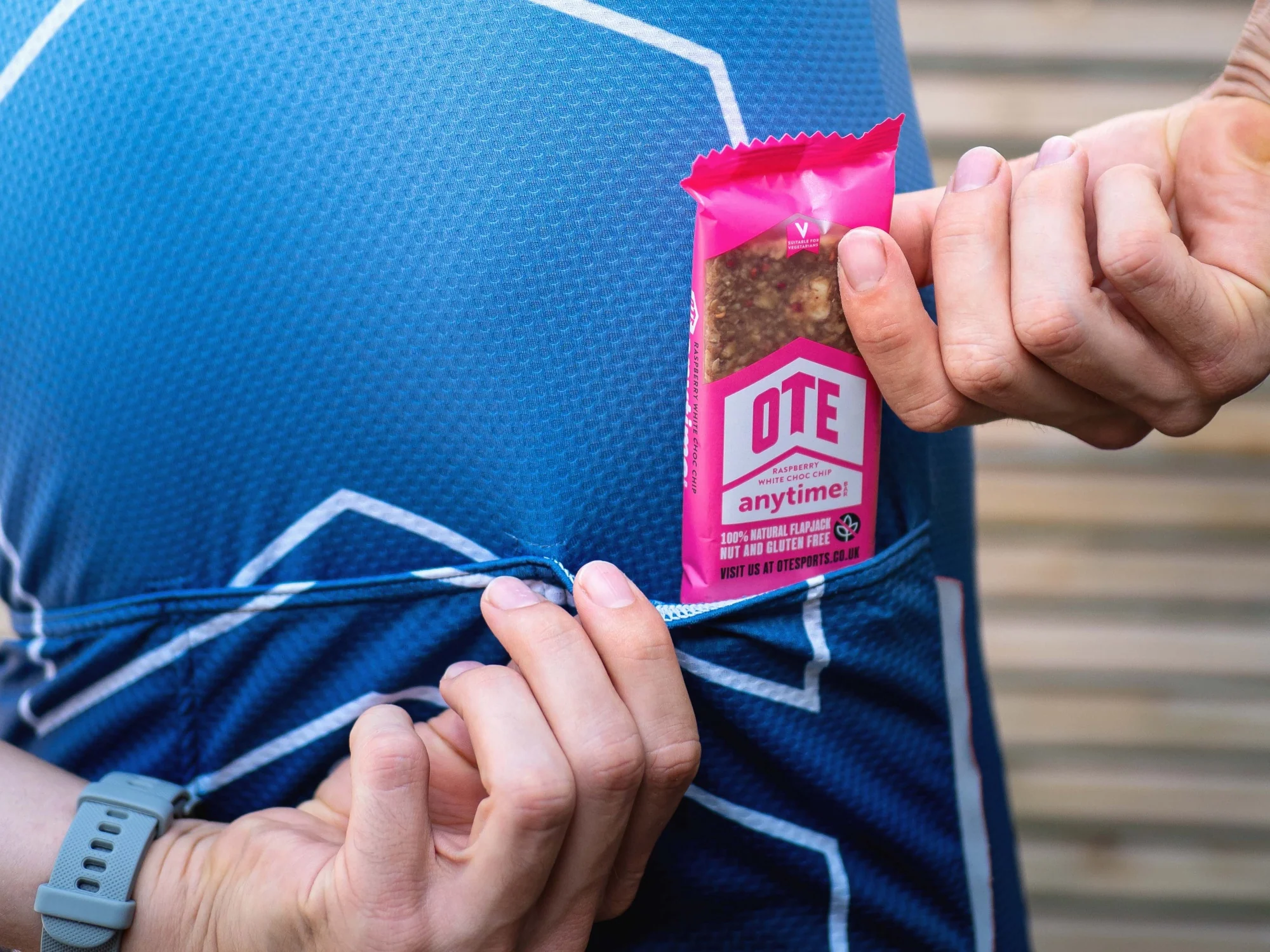 Raspberry White Choc Chip Anytime Bar - Image 4