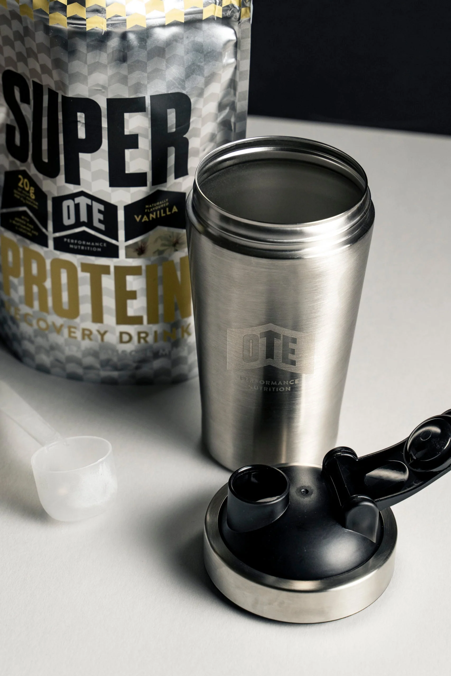 Stainless Steel Protein Shaker Bottle 500ml - Image 4